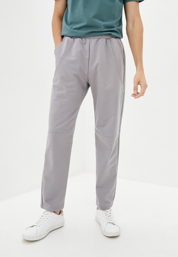 Pants with decorative pockets